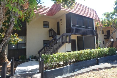 Condominio en venta en Miami, Florida, 2 dormitorios, 130.06 m2 № 2013322 - foto 12