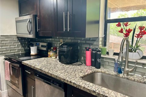 Condominio en venta en Miami, Florida, 2 dormitorios, 130.06 m2 № 2013322 - foto 6