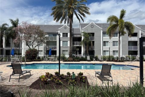 Copropriété à louer à Pembroke Pines, Floride: 1 chambre, 68.93 m2 № 2048027 - photo 14