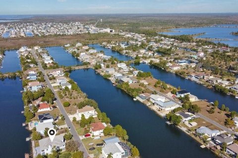 House in Hernando Beach, Florida 4 bedrooms, 233.37 sq.m. № 1557415 - photo 6