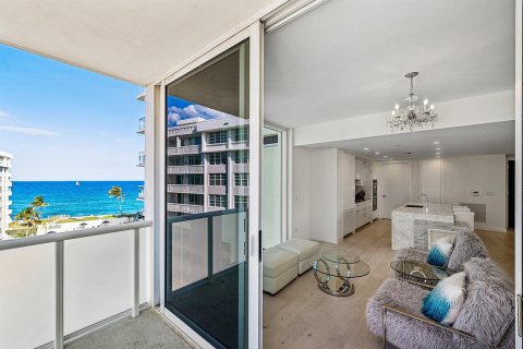 Condo in South Palm Beach, Florida, 3 bedrooms  № 2158417 - photo 5