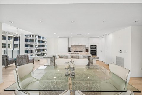 Condo in South Palm Beach, Florida, 3 bedrooms  № 2158417 - photo 14