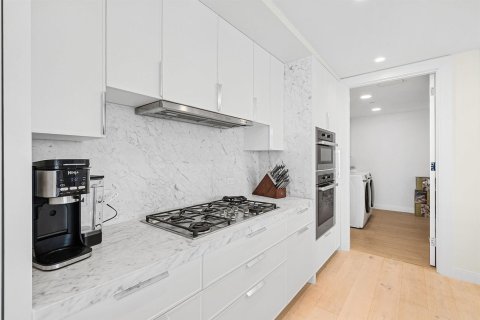 Condo in South Palm Beach, Florida, 3 bedrooms  № 2158417 - photo 12