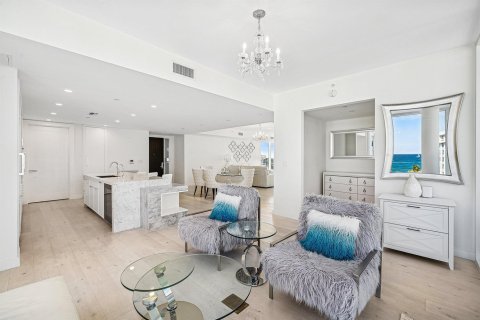 Condo in South Palm Beach, Florida, 3 bedrooms  № 2158417 - photo 4