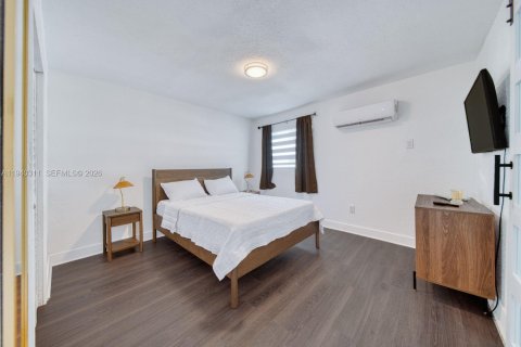 Casa en alquiler en Miami, Florida, 1 dormitorio, 41.81 m2 № 1998148 - foto 16