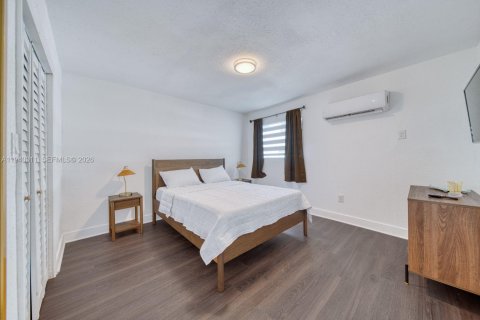 Casa en alquiler en Miami, Florida, 1 dormitorio, 41.81 m2 № 1998148 - foto 19