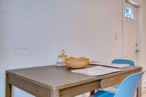 Casa en alquiler en Miami, Florida, 1 dormitorio, 41.81 m2 № 1998148 - foto 6