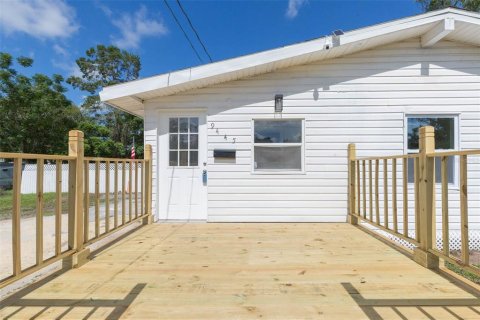 House in New Port Richey, Florida 3 bedrooms, 95.13 sq.m. № 1800597 - photo 3