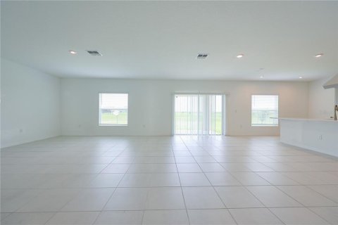 Villa ou maison à vendre à Davenport, Floride: 5 chambres, 222.59 m2 № 1800367 - photo 14
