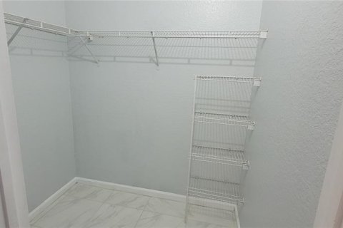 Copropriété à louer à Orlando, Floride: 3 chambres, 130.81 m2 № 2431203 - photo 24