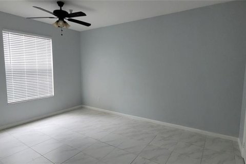 Copropriété à louer à Orlando, Floride: 3 chambres, 130.81 m2 № 2431203 - photo 18