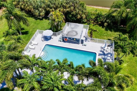 Condo in Deerfield Beach, Florida, 2 bedrooms  № 1868537 - photo 22