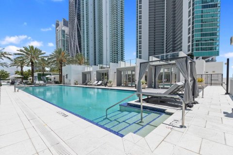 Copropriété à vendre à Miami, Floride: 4 pièces, 72.19 m2 № 2176686 - photo 12