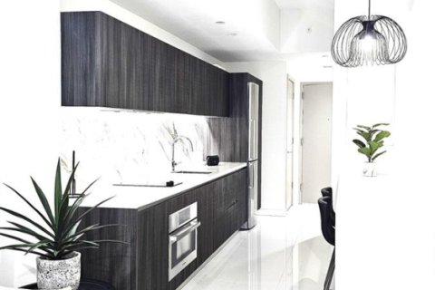 Copropriété à vendre à Miami, Floride: 4 pièces, 72.19 m2 № 2176686 - photo 2