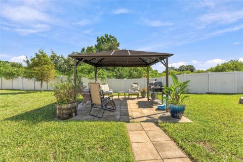 Casa en venta en Seffner, Florida, 5 dormitorios, 248.42 m2 № 2384029 - foto 19