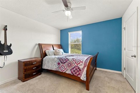 Casa en venta en Seffner, Florida, 5 dormitorios, 248.42 m2 № 2384029 - foto 12