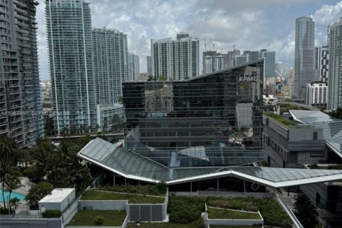 Condominio en venta en Miami, Florida, 1 dormitorio, 68.56 m2 № 2050984 - foto 4