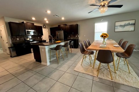 Villa ou maison à vendre à Riverview, Floride: 5 chambres, 273.97 m2 № 1597798 - photo 4
