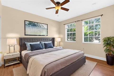 Снять в аренду таунхаус в Мирамар, Флорида 3 спальни, 155.05м2, № 2017352 - фото 18