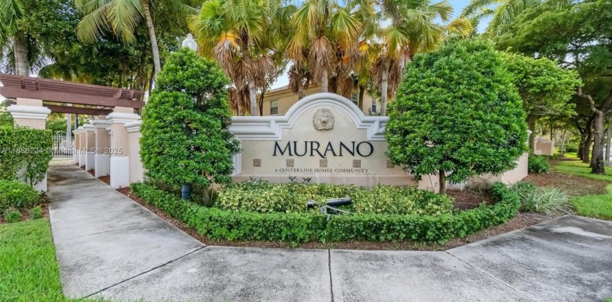 Таунхаус в Мирамар, Флорида 3 спальни, 155.05м2 № 2017352