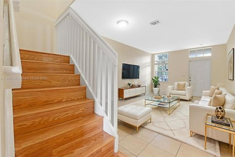 Снять в аренду таунхаус в Мирамар, Флорида 3 спальни, 155.05м2, № 2017352 - фото 6