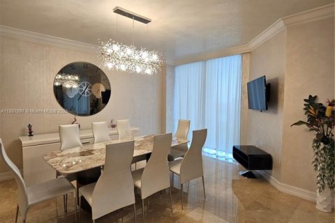Condominio en venta en Aventura, Florida, 3 dormitorios, 304.16 m2 № 1942386 - foto 23