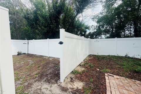 Townhouse in Winter Park, Florida 3 bedrooms, 146.79 sq.m. № 2101700 - photo 26