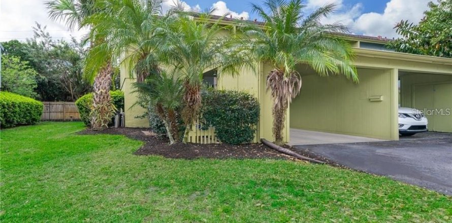 Townhouse in Winter Park, Florida 3 bedrooms, 146.79 sq.m. № 2101700