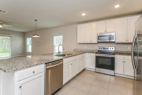 Casa en alquiler en Kissimmee, Florida, 4 dormitorios, 158.58 m2 № 1769976 - foto 7