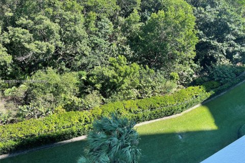 Condominio en North Miami, Florida, 2 dormitorios  № 2065699