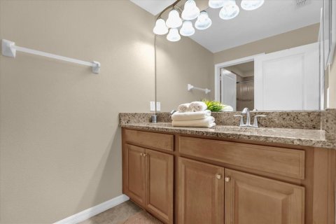 Adosado en venta en Kissimmee, Florida, 4 dormitorios, 177.81 m2 № 1894368 - foto 17
