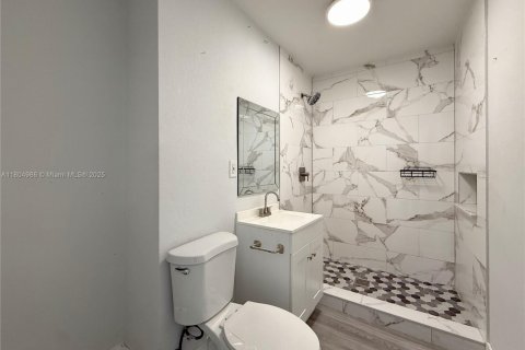 Casa en venta en Fort Lauderdale, Florida, 3 dormitorios, 121.79 m2 № 1742170 - foto 4