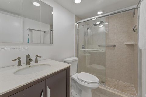 Copropriété à vendre à Hallandale Beach, Floride: 2 chambres, 115.94 m2 № 1975331 - photo 10