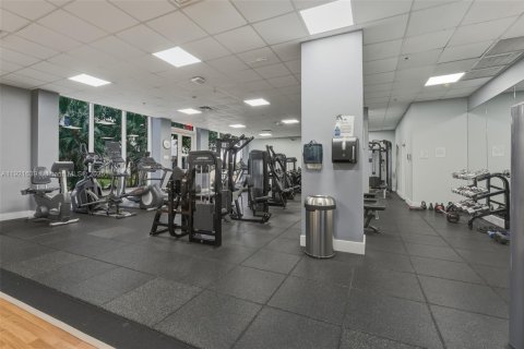 Copropriété à vendre à Hallandale Beach, Floride: 2 chambres, 115.94 m2 № 1975331 - photo 15