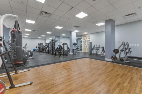 Copropriété à vendre à Hallandale Beach, Floride: 2 chambres, 115.94 m2 № 1975331 - photo 17