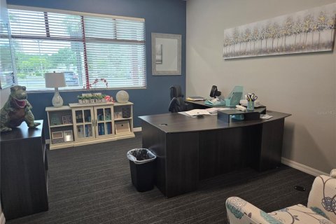 Propiedad comercial en venta en Oldsmar, Florida, 1606.37 m2 № 1760196 - foto 8