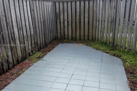 Adosado en alquiler en Lauderhill, Florida, 2 dormitorios, 94.76 m2 № 1729741 - foto 21