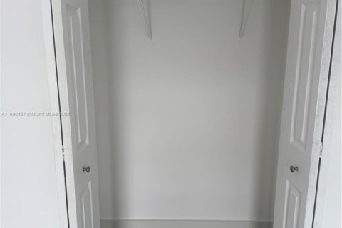 Adosado en alquiler en Lauderhill, Florida, 2 dormitorios, 94.76 m2 № 1729741 - foto 15