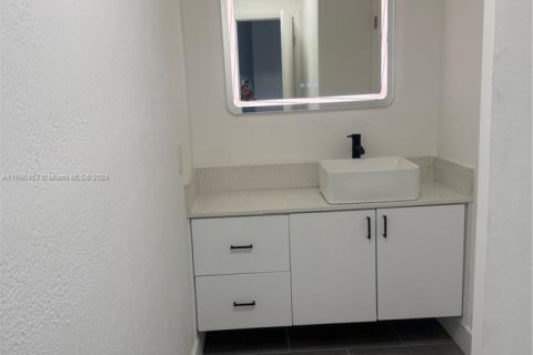 Adosado en alquiler en Lauderhill, Florida, 2 dormitorios, 94.76 m2 № 1729741 - foto 14