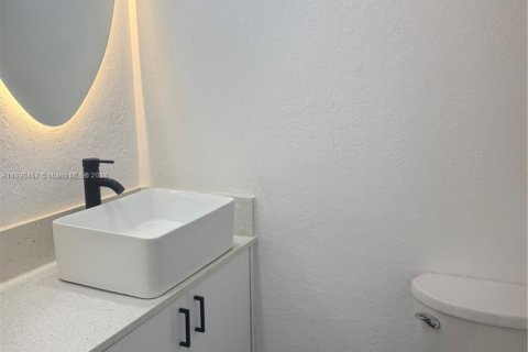 Adosado en alquiler en Lauderhill, Florida, 2 dormitorios, 94.76 m2 № 1729741 - foto 5