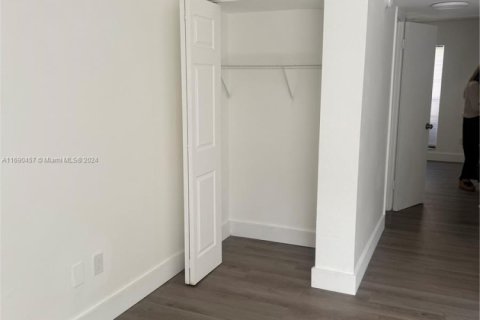 Adosado en alquiler en Lauderhill, Florida, 2 dormitorios, 94.76 m2 № 1729741 - foto 3