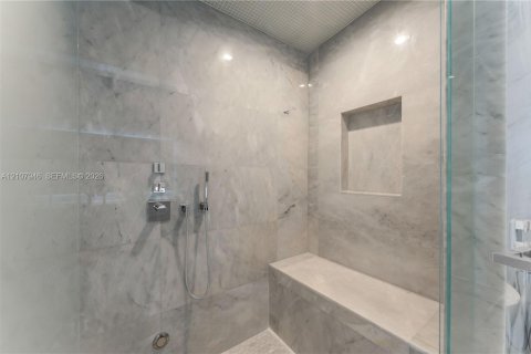Copropriété à vendre à Sunny Isles Beach, Floride: 4 chambres, 302.12 m2 № 2429835 - photo 17