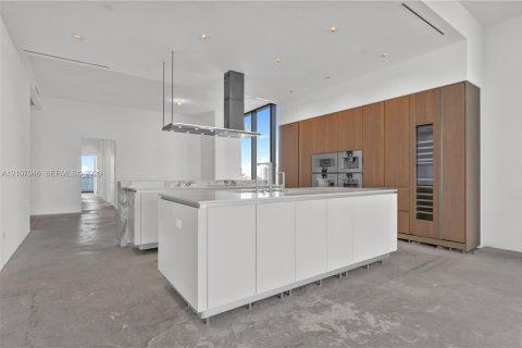 Copropriété à vendre à Sunny Isles Beach, Floride: 4 chambres, 302.12 m2 № 2429835 - photo 15