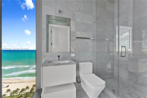 Copropriété à vendre à Sunny Isles Beach, Floride: 4 chambres, 302.12 m2 № 2429835 - photo 28