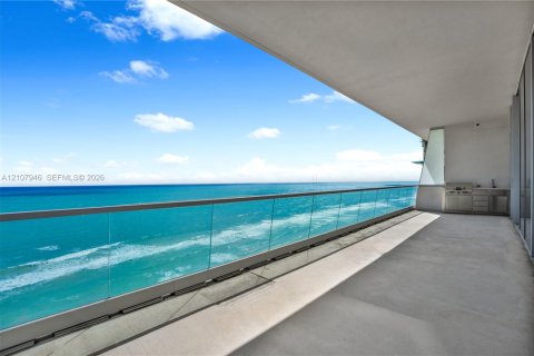 Copropriété à vendre à Sunny Isles Beach, Floride: 4 chambres, 302.12 m2 № 2429835 - photo 20