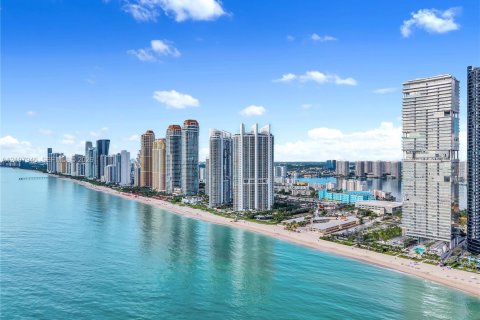 Copropriété à vendre à Sunny Isles Beach, Floride: 4 chambres, 302.12 m2 № 2429835 - photo 3