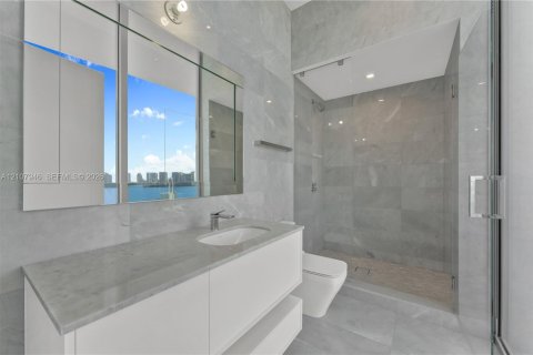 Copropriété à vendre à Sunny Isles Beach, Floride: 4 chambres, 302.12 m2 № 2429835 - photo 26