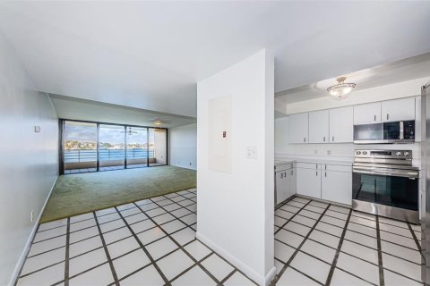 Купить кондоминиум в Галфпорта, Флорида 6 комнат, 131.46м2, № 1545305 - фото 22