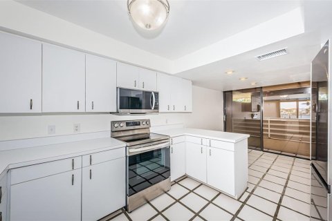 Купить кондоминиум в Галфпорта, Флорида 6 комнат, 131.46м2, № 1545305 - фото 26
