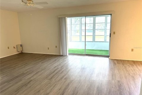 Copropriété à vendre à Sarasota, Floride: 2 chambres, 105.07 m2 № 1903202 - photo 7